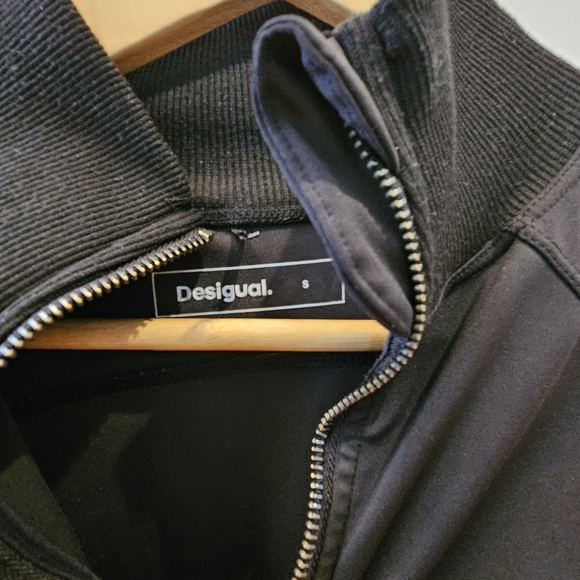 Desigual Women's S, Butterfly Print Sport Jacket - Picture 2 of 6